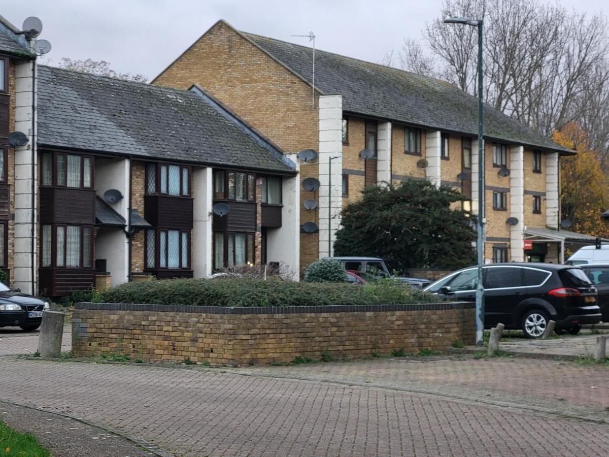 Manor Place Apartment Thamesmead Thamesmead  Luaran gambar